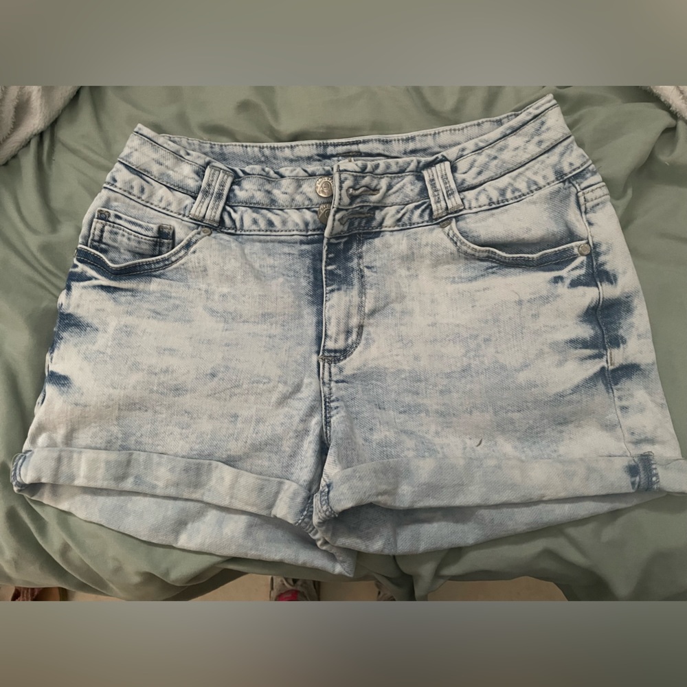 Blue Spice bleached jean shorts